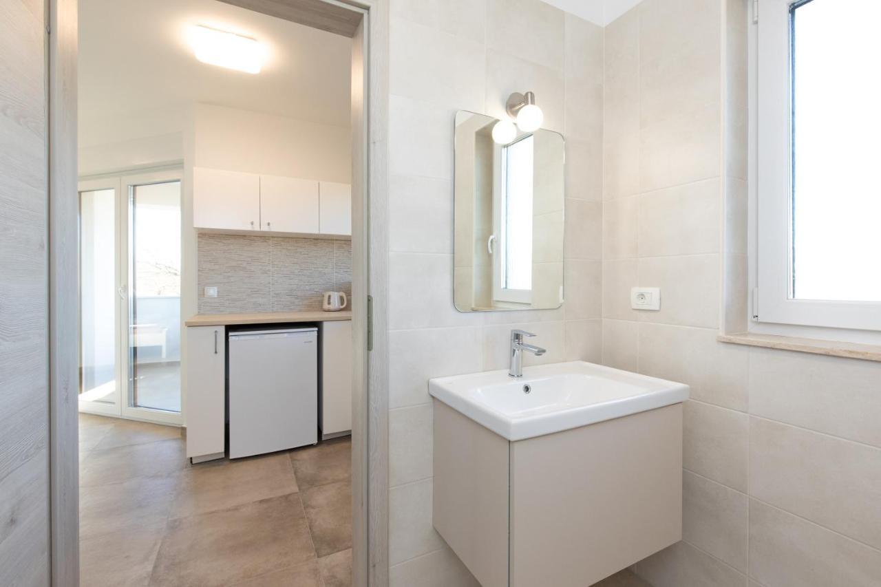 Apartments Brig Perfect Countryside Holiday! Krk Town Eksteriør bilde